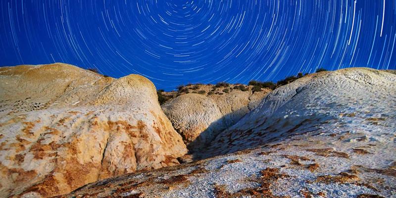 智造新范式：北京天华盛业揭秘AGV与机械臂协同如何重塑智能工厂物料配送